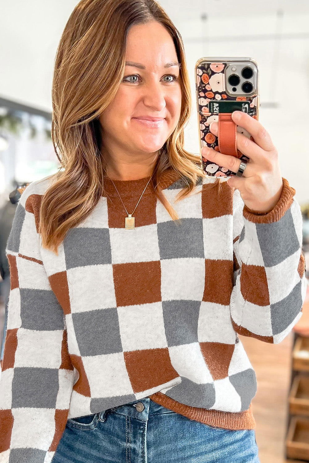 Brown Plus Size Checkered Crewneck Sweater - ELLEsinil