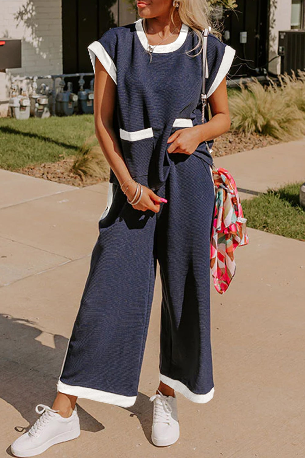 Black Color Block Pocketed T Shirt and Wide Leg Pants Set