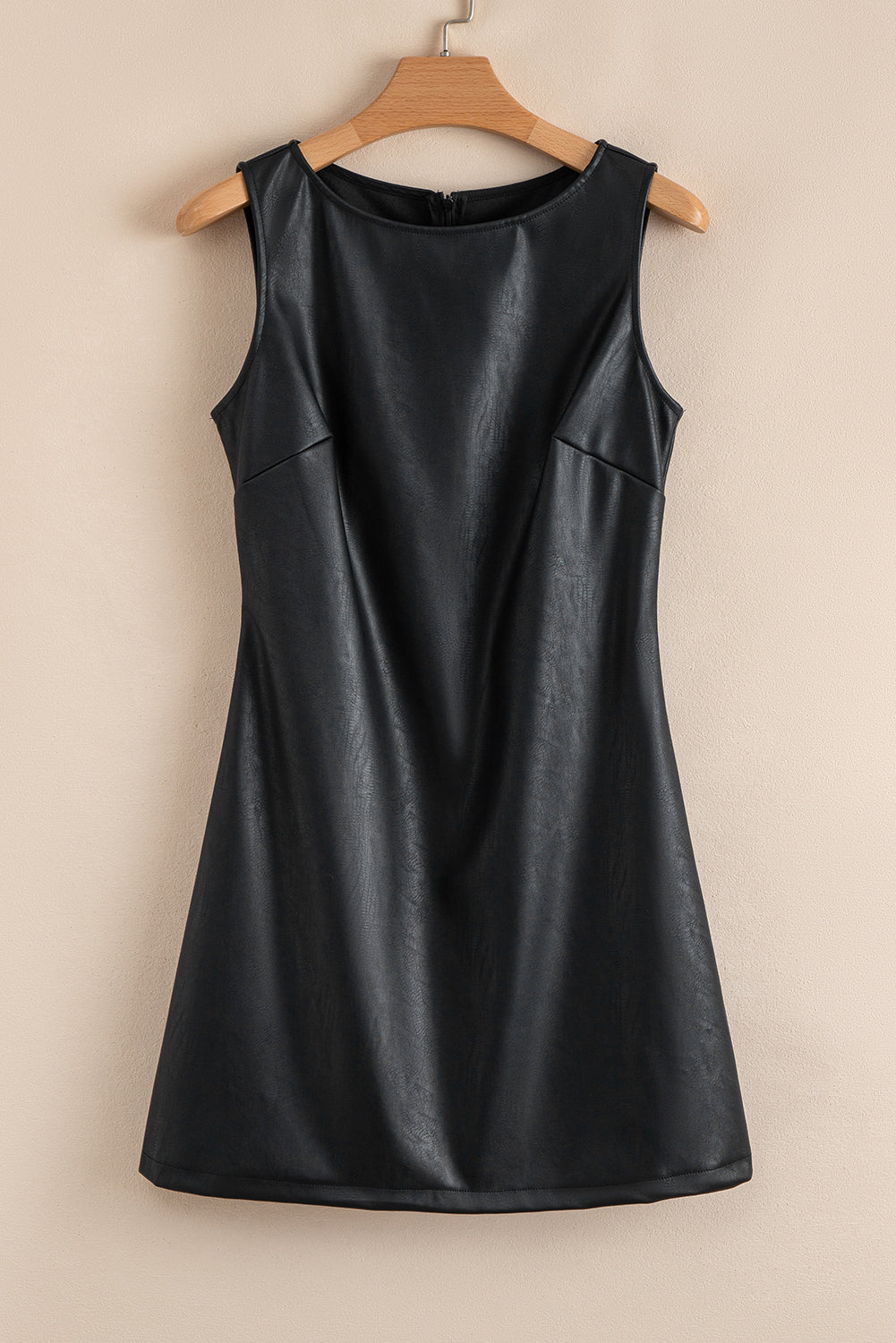 Robe courte en cuir "Madeleine"
