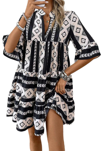 Black Abstract Print Bell Sleeve V Neck Boho Dress - ELLEsinil - 