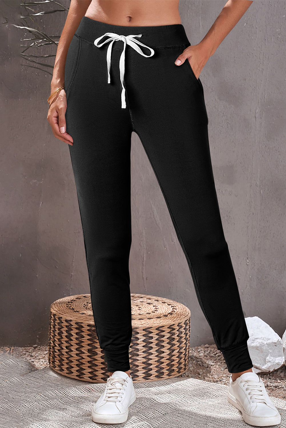 Black skinny joggers | With pockets | For women
