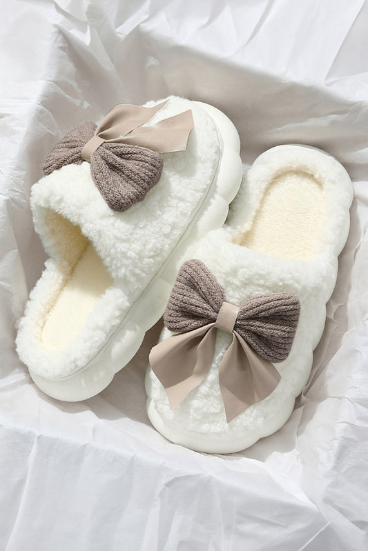 Pantoufles blanches à noeud de papillon | Pour FEMMES