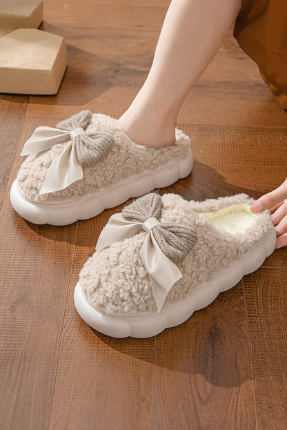 Pantoufles blanches à noeud de papillon | Pour FEMMES